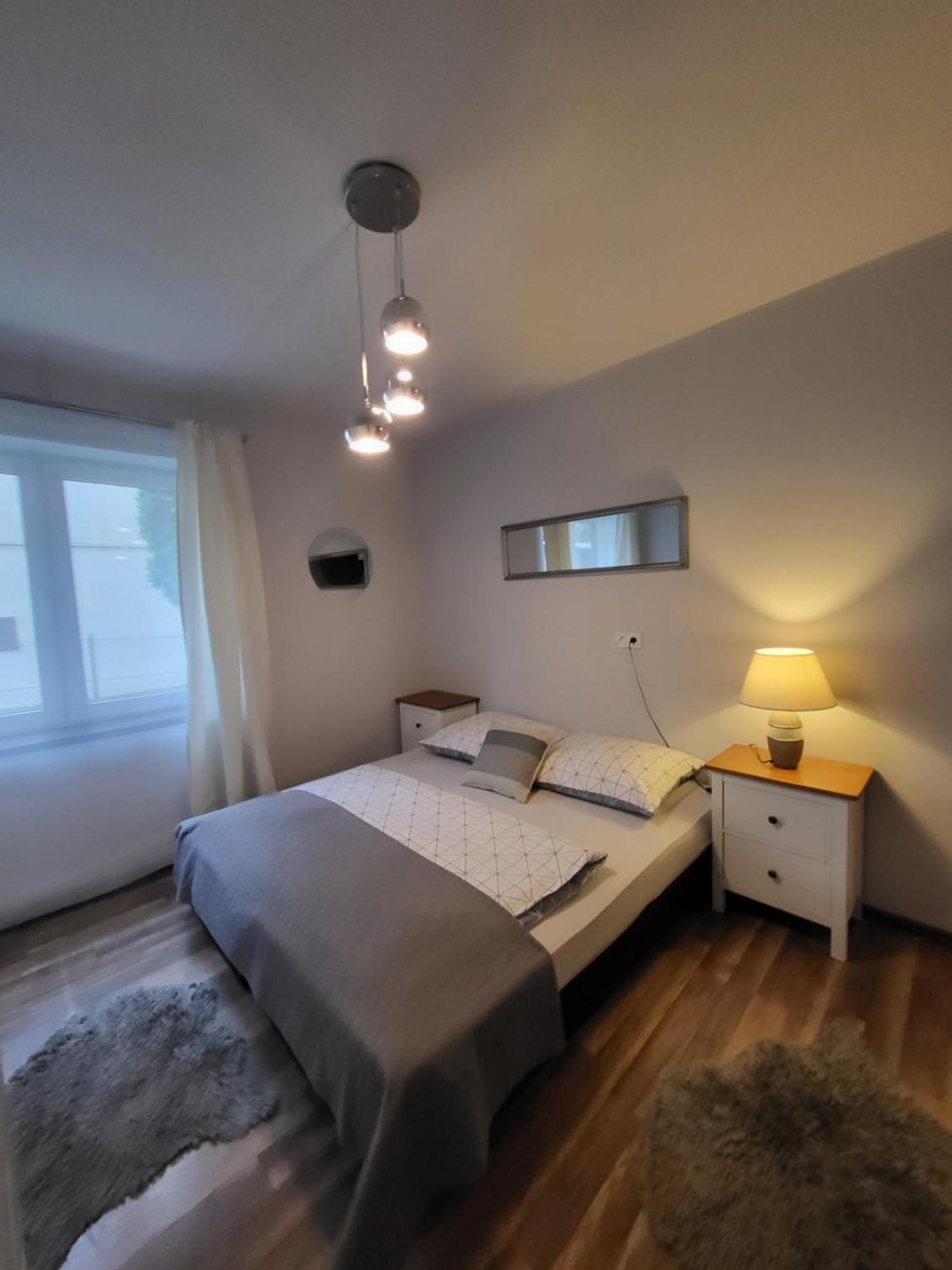 Podkowa Hotel Мисленице Екстериор снимка
