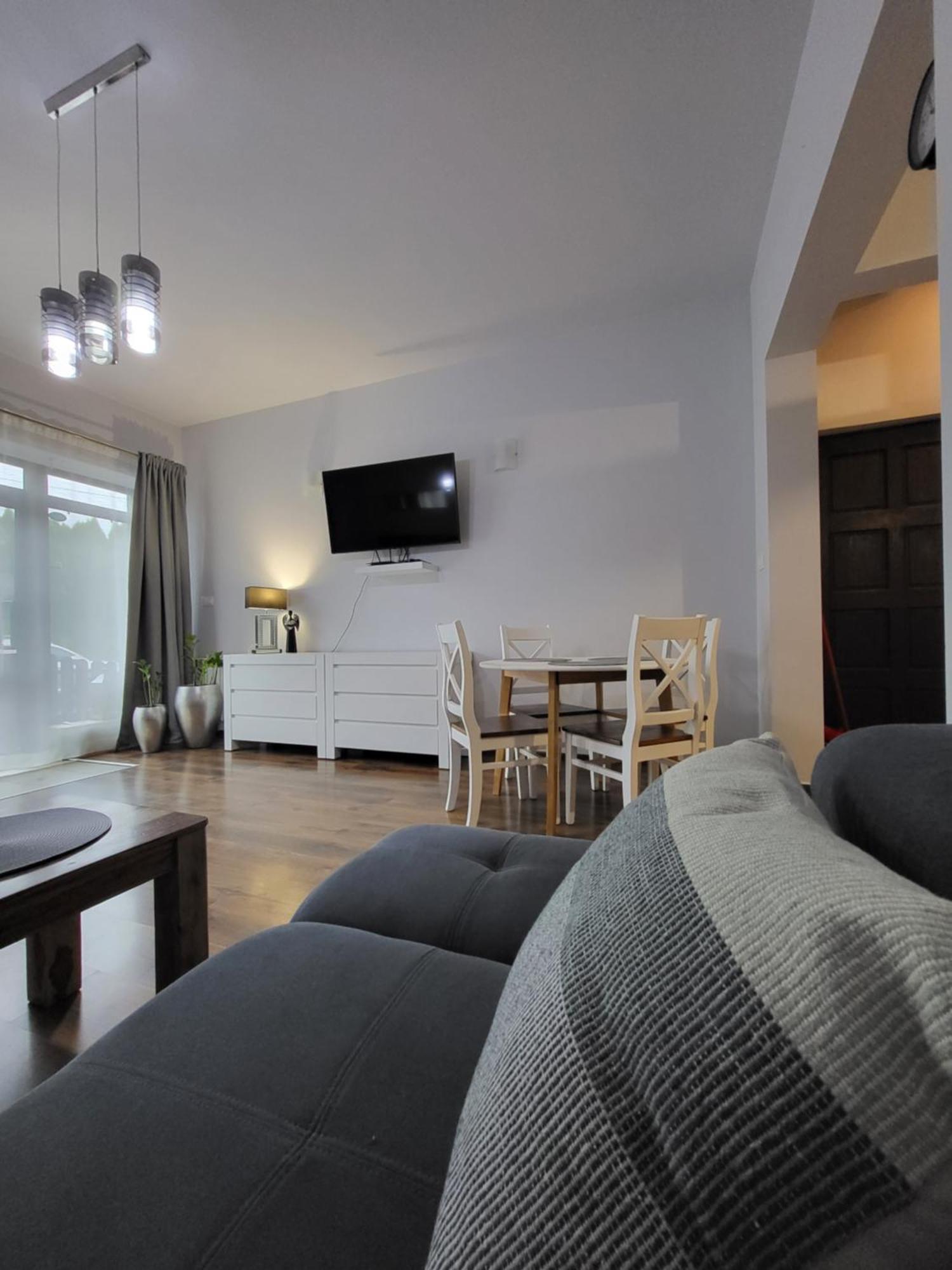 Podkowa Hotel Мисленице Екстериор снимка